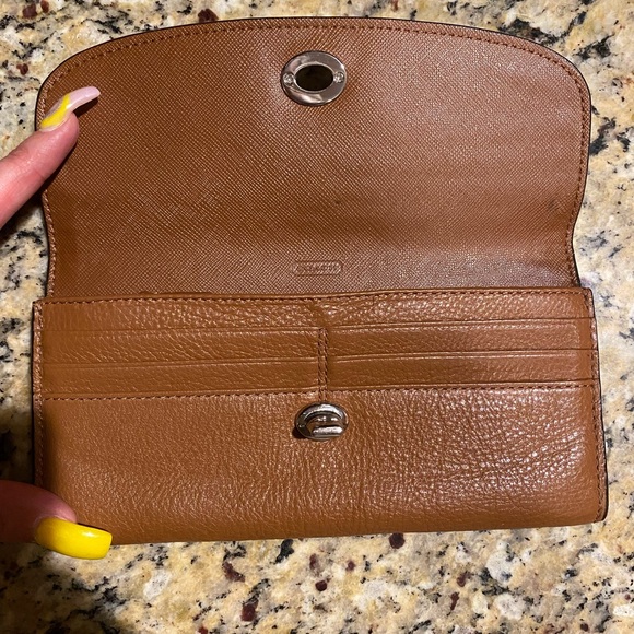 Vintage Coach Wallet w/ Twist Lock - Picture 2 of 8